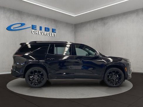 New 2026 Chevrolet Traverse RS AWD/4WD image 9