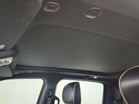 Used 2021 RAM 1500 Laramie image 10