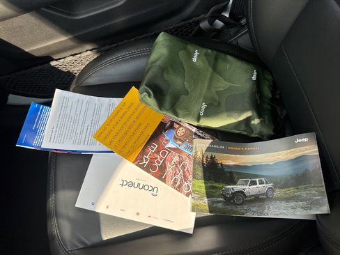 Used 2023 Jeep Wrangler Altitude image 44