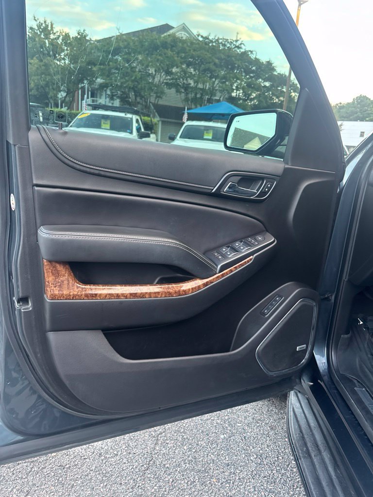Used 2019 Chevrolet Tahoe Premier AWD/4WD image 27