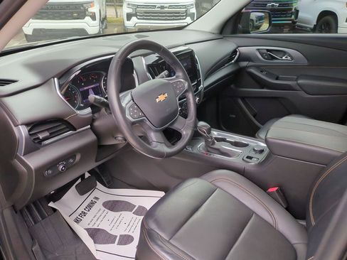 Used 2021 Chevrolet Traverse Premier w/ Redline Edition image 11