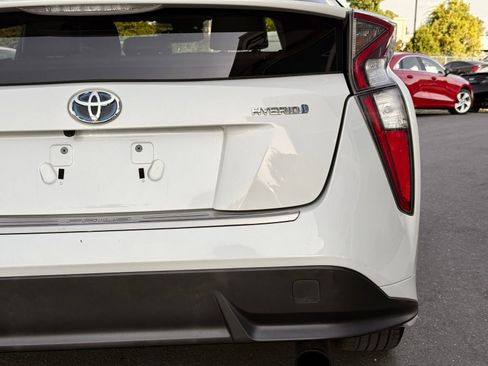 Used 2016 Toyota Prius Four Touring w/ Protection Package FWD image 12
