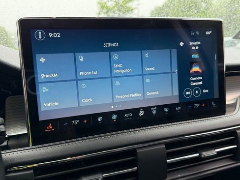 Used 2023 Lincoln Corsair AWD w/ Equipment Group 101A image 21