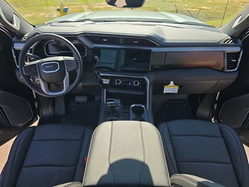 Used 2024 GMC Sierra 1500 Denali w/ Denali Reserve Package AWD/4WD image 10