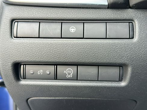 Certified 2023 Nissan Rogue SV image 13