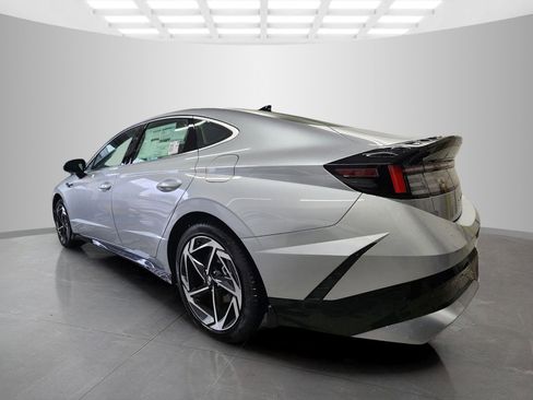 New 2026 Hyundai Sonata SEL FWD image 5
