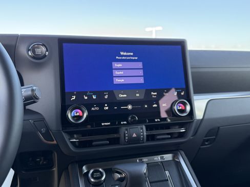 New 2026 Lexus GX 550 AWD/4WD image 26