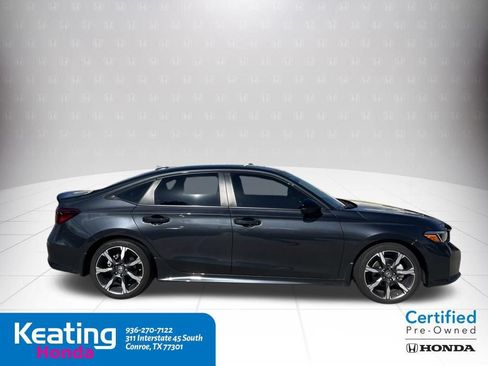 Used 2025 Honda Civic Sport Touring image 4