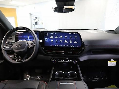 New 2024 Chevrolet Silverado EV RST image 11