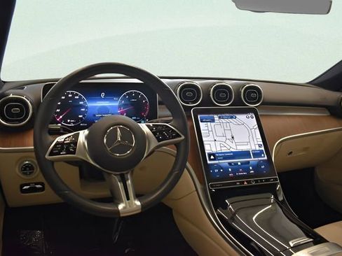 Used 2022 Mercedes-Benz C 300 4MATIC Sedan image 24