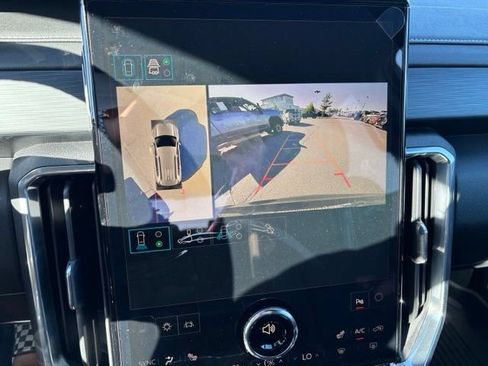 New 2026 GMC Acadia Elevation w/ Elevation Premium Package AWD/4WD image 31