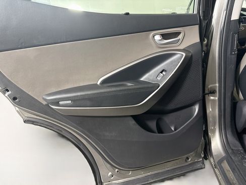 Used 2017 Hyundai Santa Fe Sport FWD image 26