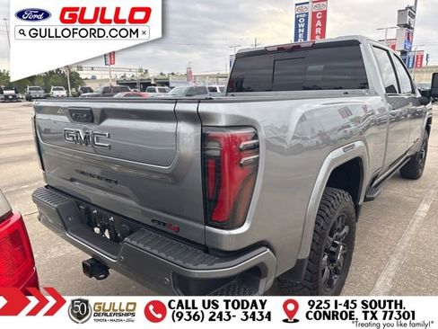 Used 2025 GMC Sierra 2500 AT4 w/ AT4 Premium Plus Package image 4