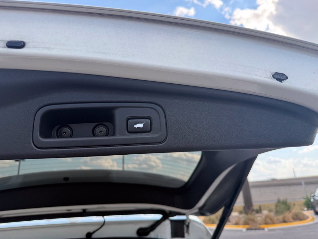 Used 2019 Honda Pilot Touring image 14