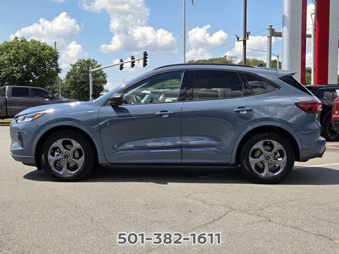 Used 2024 Ford Escape ST-Line FWD image 2