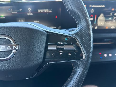 Used 2023 Nissan Ariya FWD image 19