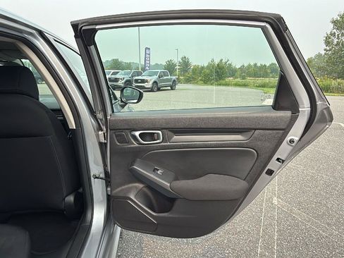 Used 2023 Honda Civic LX image 19