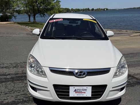 Used 2010 Hyundai Elantra GLS FWD image 4