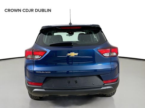 Used 2021 Chevrolet TrailBlazer LS FWD image 7