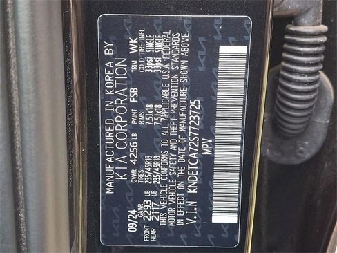 Certified 2025 Kia Seltos SX w/ SX Sunroof Package image 27