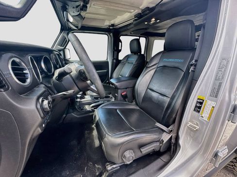Certified 2023 Jeep Wrangler Unlimited Rubicon 4xe w/ Cold Weather Group AWD/4WD image 23