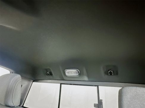 Used 2024 RAM 2500 Tradesman w/ Chrome Appearance Group image 20