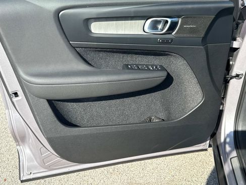 New 2026 Volvo XC40 B5 Ultra w/ Climate Package image 16