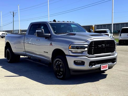 Used 2024 RAM 3500 Laramie w/ Night Edition image 5