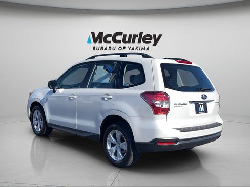 Used 2015 Subaru Forester 2.5i w/ Alloy Wheel Package AWD/4WD image 3