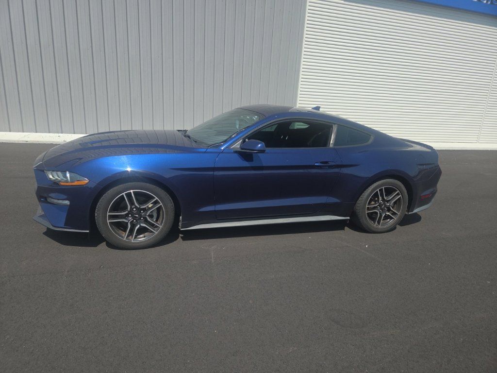 Used 2020 Ford Mustang Coupe w/ Equipment Group 101A RWD image 4