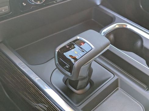 New 2026 GMC Sierra 1500 Elevation image 24