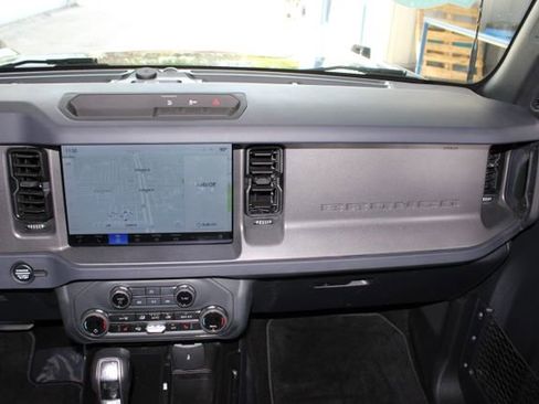 Used 2025 Ford Bronco Big Bend image 28