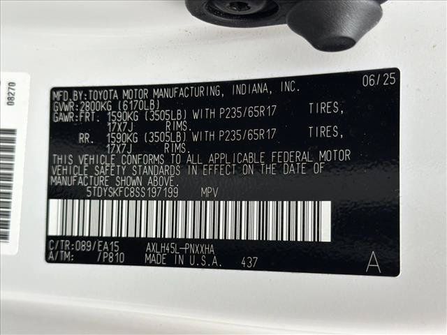 Used 2025 Toyota Sienna XLE AWD/4WD image 24