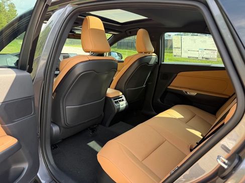 New 2026 Lexus ES 350e FWD image 21