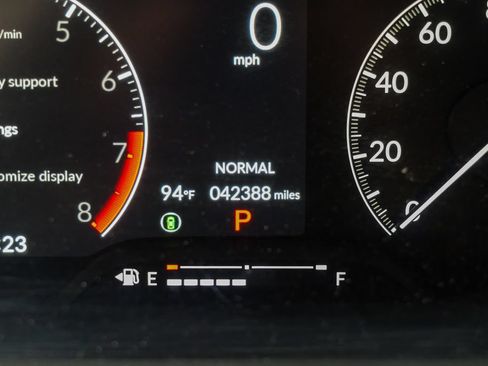 Used 2023 Honda Civic Sport image 45