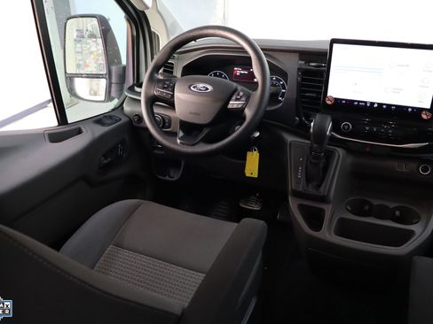 Used 2023 Ford Transit 350 XLT image 24