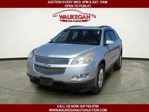Used 2011 Chevrolet Traverse LT AWD/4WD image 1