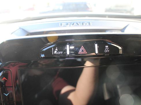 Used 2024 RAM 2500 Laramie w/ Safety Group image 19