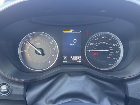 Used 2019 Subaru Crosstrek 2.0i Limited w/ Moonroof Package w/Navigation AWD/4WD image 19