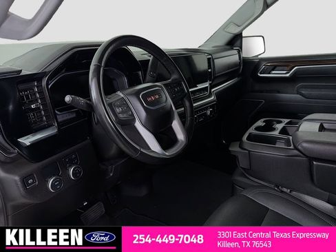 Used 2025 GMC Sierra 1500 SLT image 10