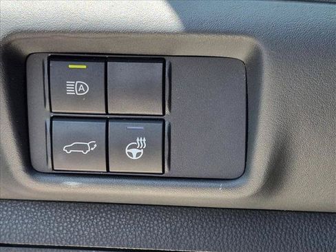 Used 2020 Toyota Highlander Limited FWD image 10