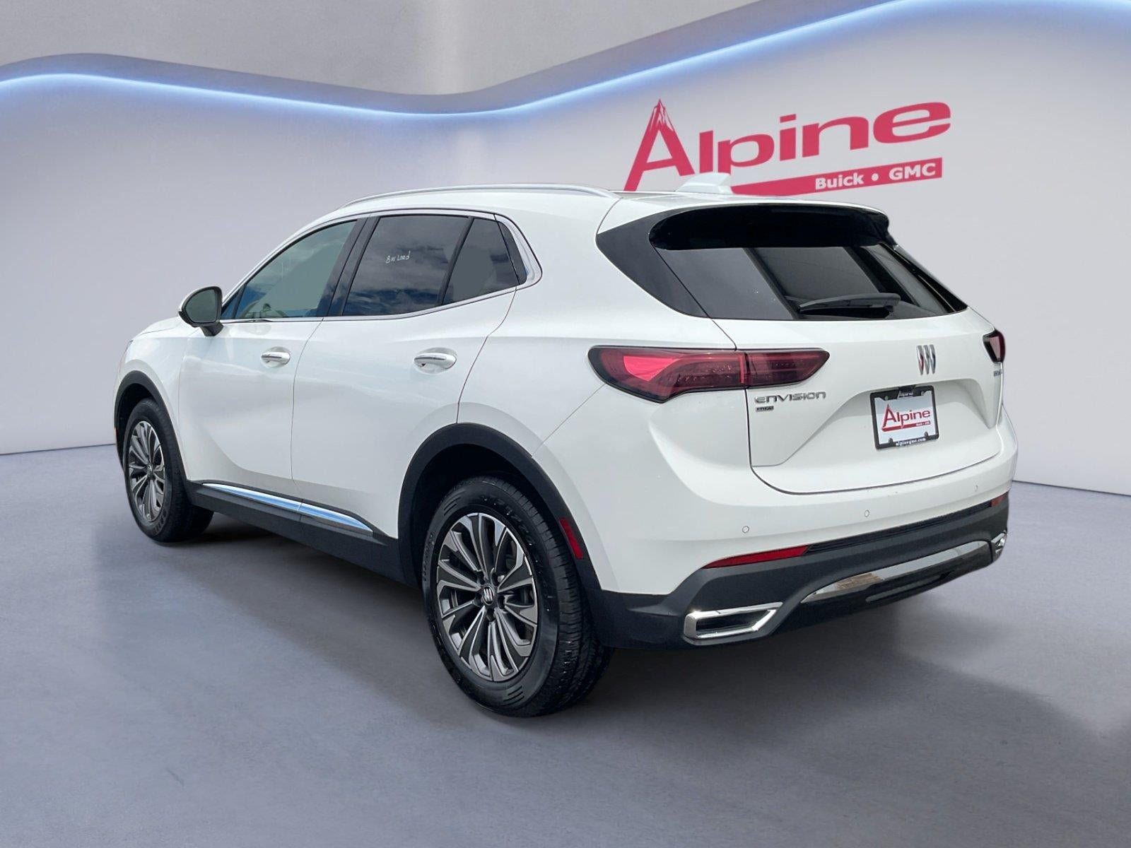 Used 2024 Buick Envision Preferred AWD/4WD image 3