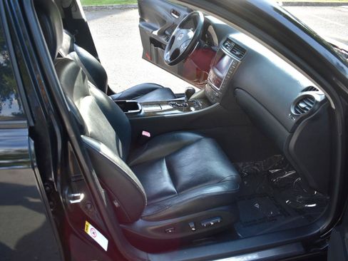 Used 2010 Lexus IS 350 w/ Luxury Plus Value Edition RWD image 19