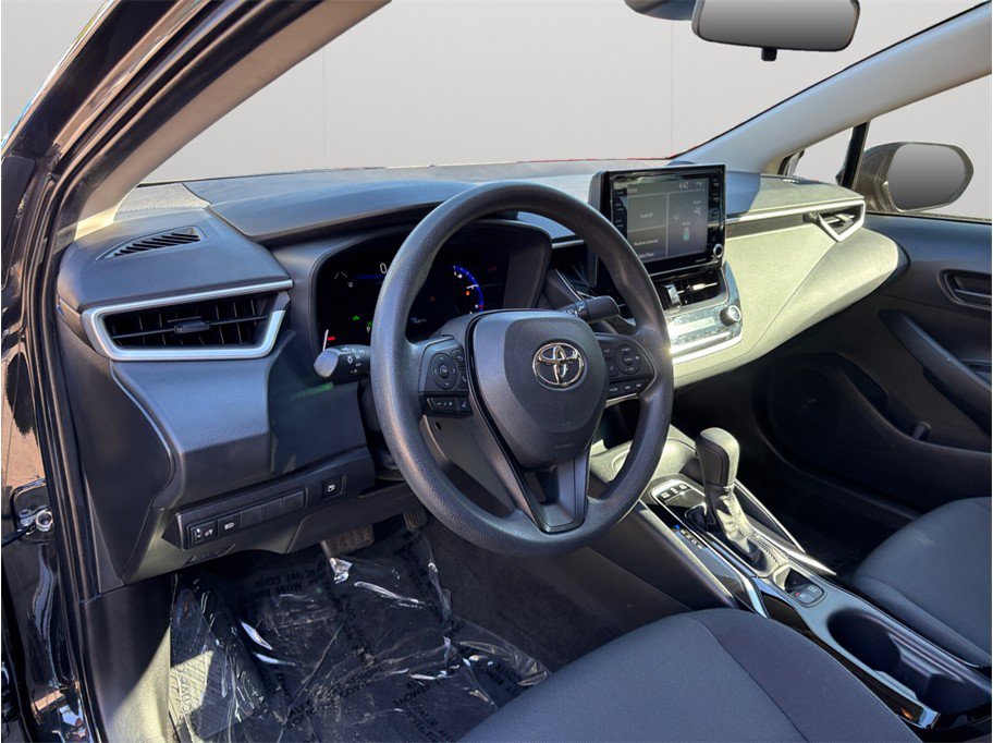 Used 2022 Toyota Corolla LE FWD image 6