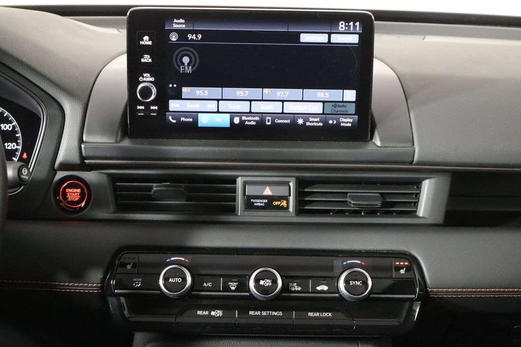 Used 2024 Honda Pilot TrailSport image 29