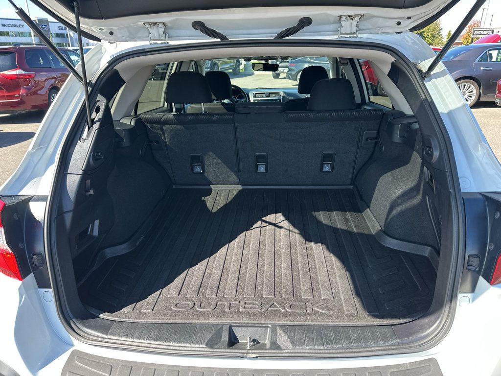 Used 2019 Subaru Outback 2.5i Premium w/ Popular Package #2 AWD/4WD image 12