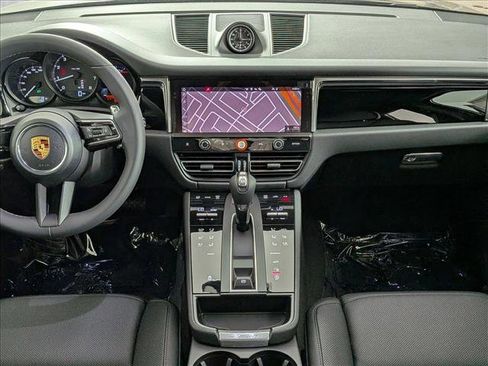 New 2026 Porsche Macan AWD/4WD image 20