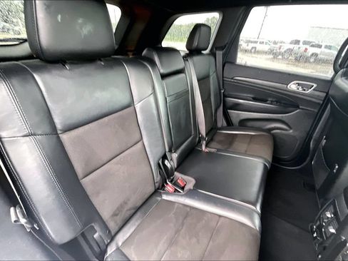 Certified 2019 Jeep Grand Cherokee Altitude RWD image 22