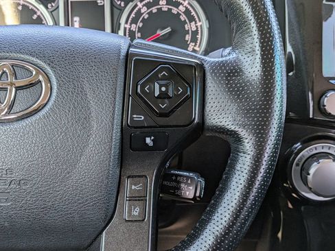 Used 2023 Toyota 4Runner TRD Off-Road Premium w/ Moonroof Package AWD/4WD image 14
