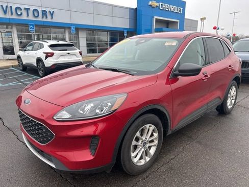 Used 2022 Ford Escape SE w/ Convenience Package image 1